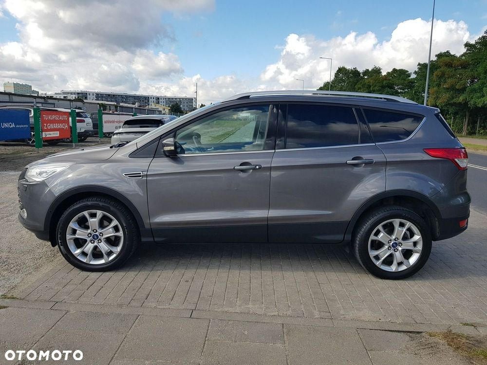 Ford Kuga 1.6 EcoBoost 2x4 Titanium - 8
