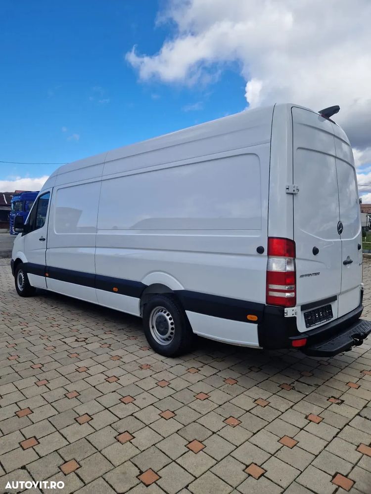 Mercedes-Benz Sprinter 314 CDI MAXI XXL An 2017 Cutie Automată Climă Navigație Mare Scaun pernă aer Pilot automat Cameră video pe marșalier Cârlig de remorcare - 4