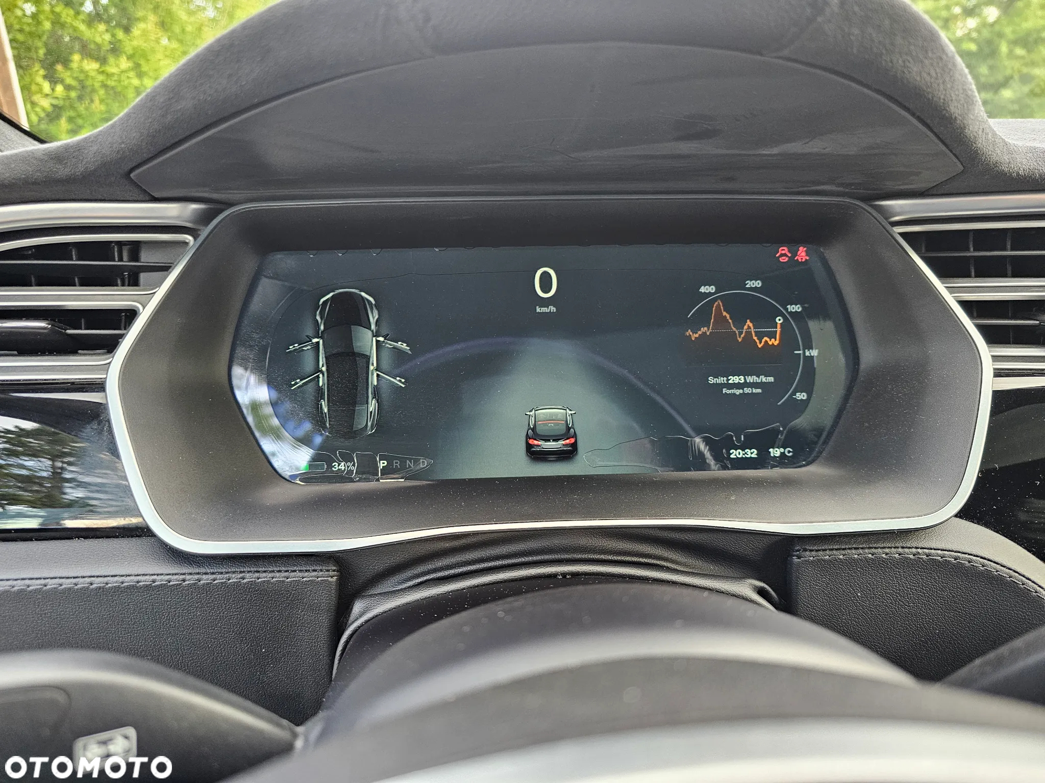 Tesla Model S 85 D Performance - 16