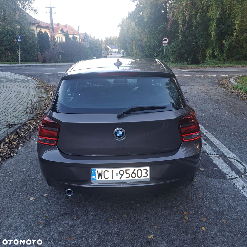 BMW Seria 1 116i Sport Line - 4