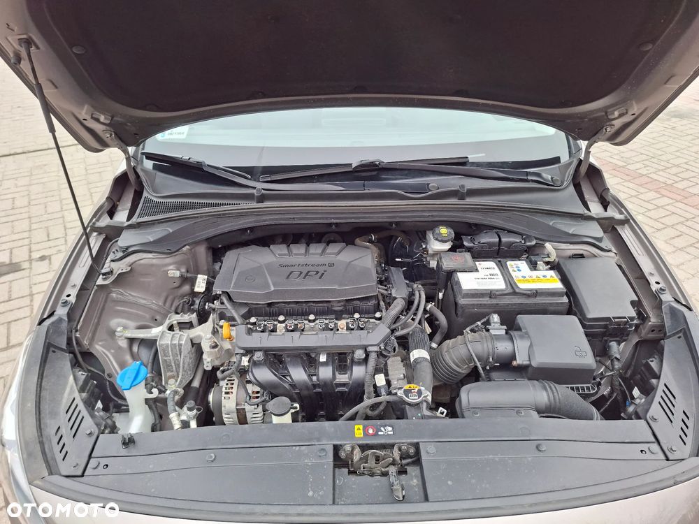 Hyundai i30 1.5 DPI Classic + - 17