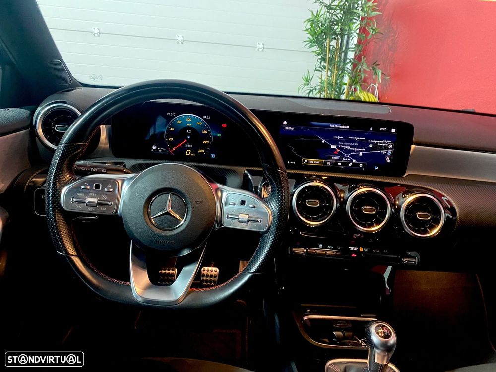 Mercedes-Benz A 180 d AMG Line - 19