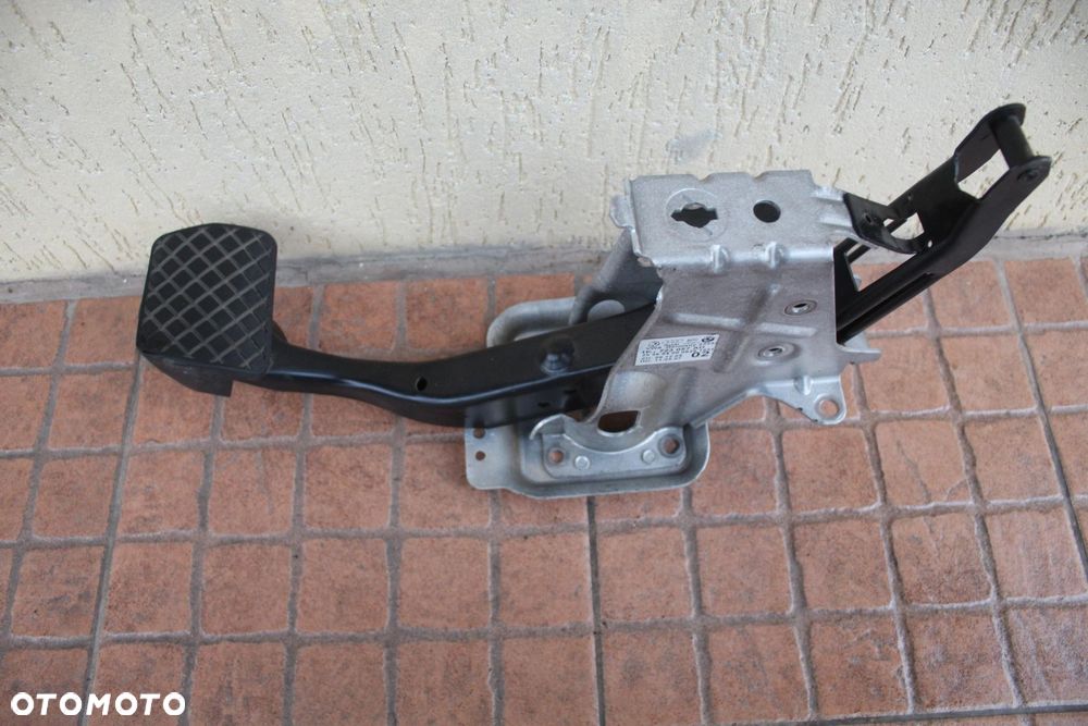 PEDAŁ HAMULCA AUTOMAT VW PASSAT B6 1K1723057AD - 1