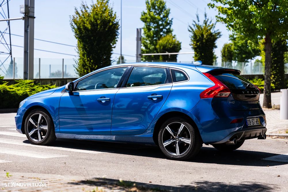 Volvo V40 2.0 D2 R-Design - 7