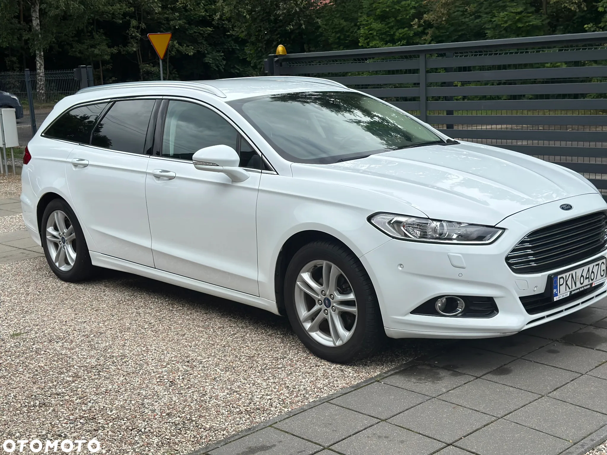 Ford Mondeo 2.0 TDCi Titanium PowerShift - 3