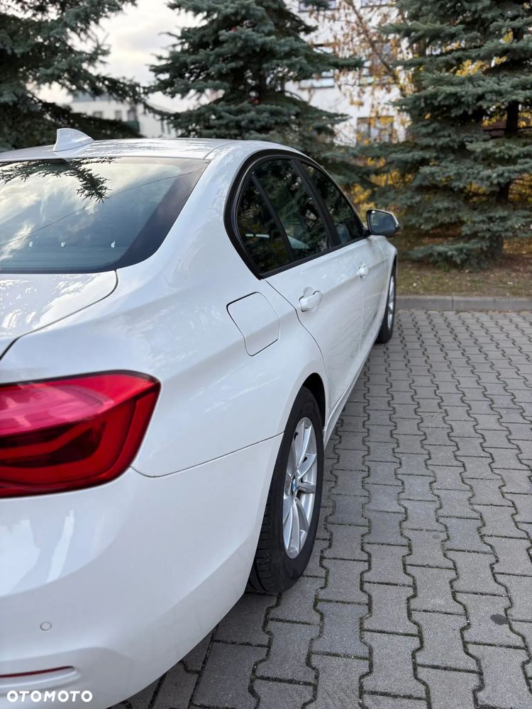 BMW Seria 3 318d - 7