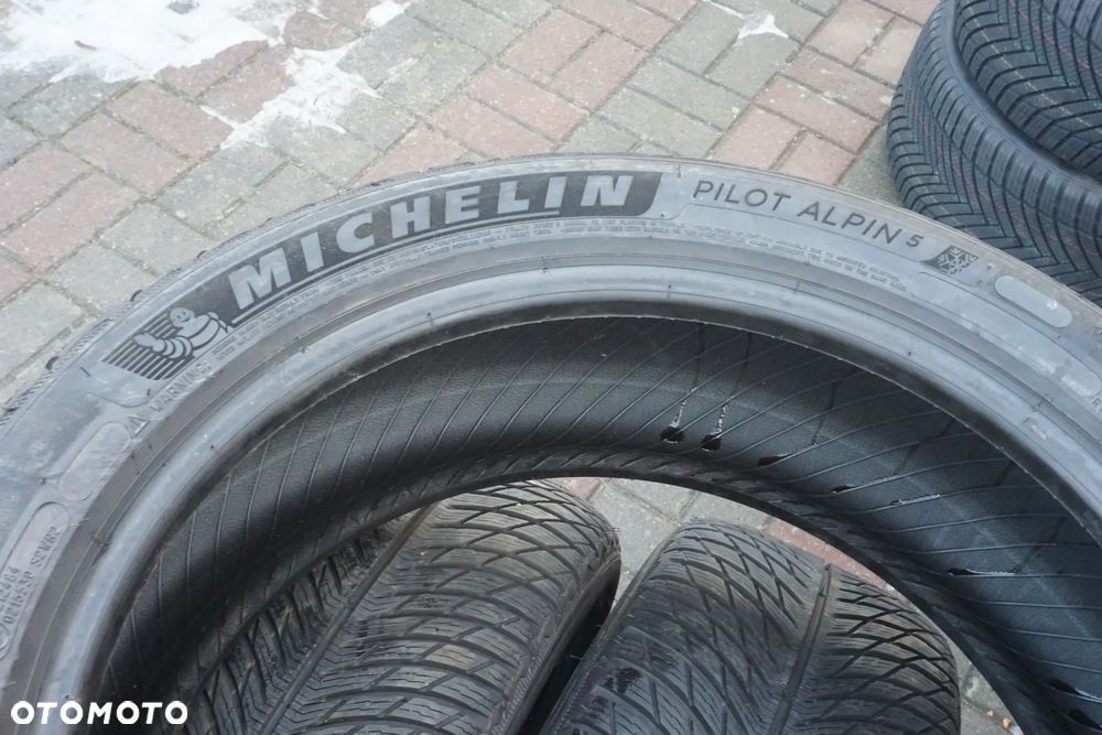 245 45 19 Michelin Pilot Alpin 5 7mm - 6