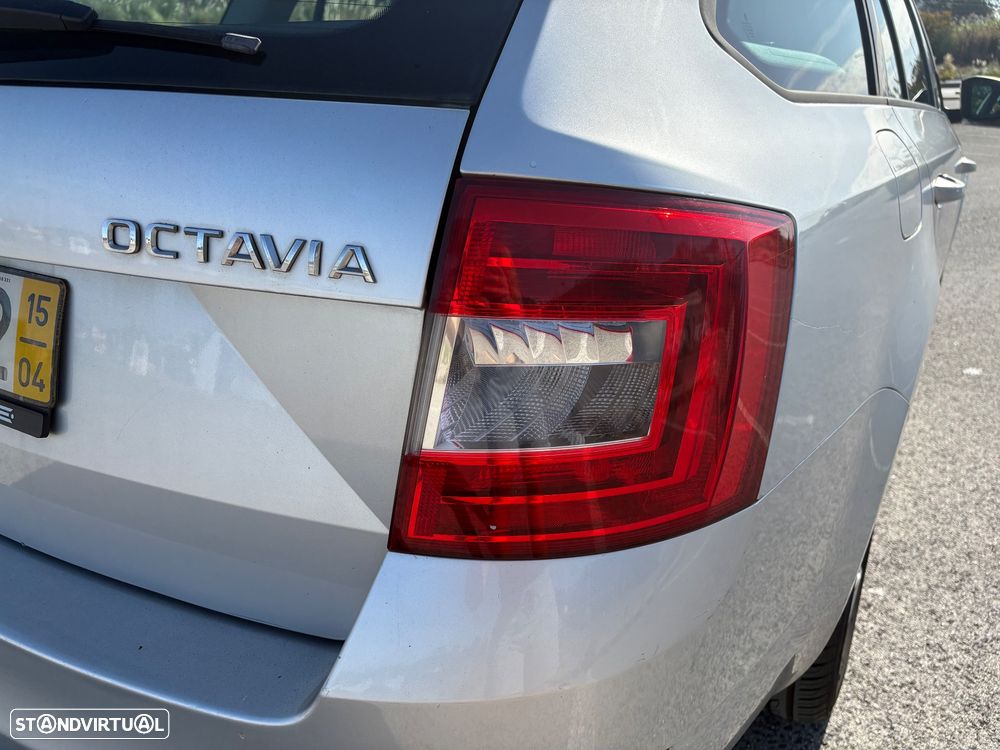 Skoda Octavia Break 1.6 TDi Ambition - 16