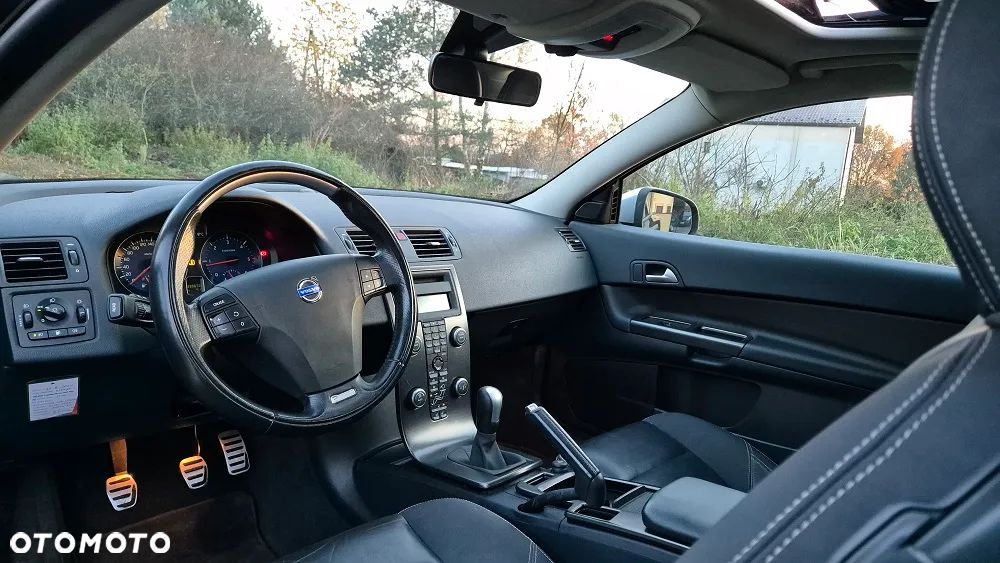 Volvo C30 D4 R-Design - 7