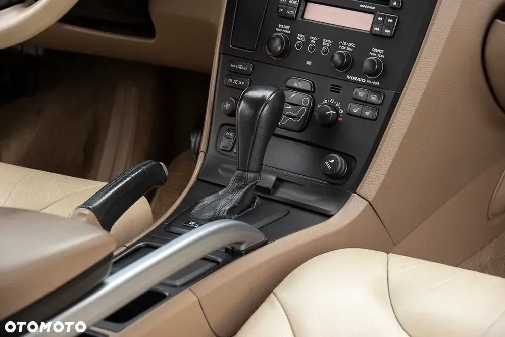 Volvo XC 70 2.4D AWD Summum - 29