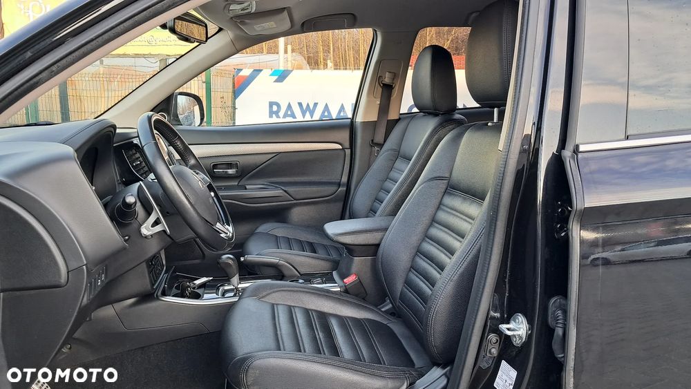 Mitsubishi Outlander 2.0 2WD CVT Diamant Edition+ - 13