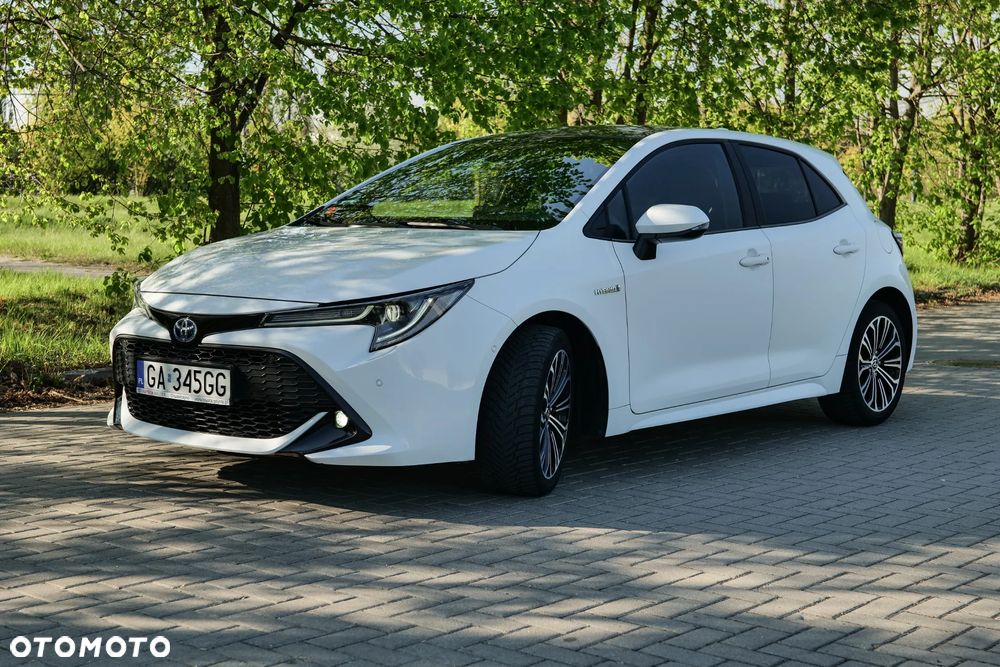 Toyota Corolla 1.8 Hybrid Comfort - 32