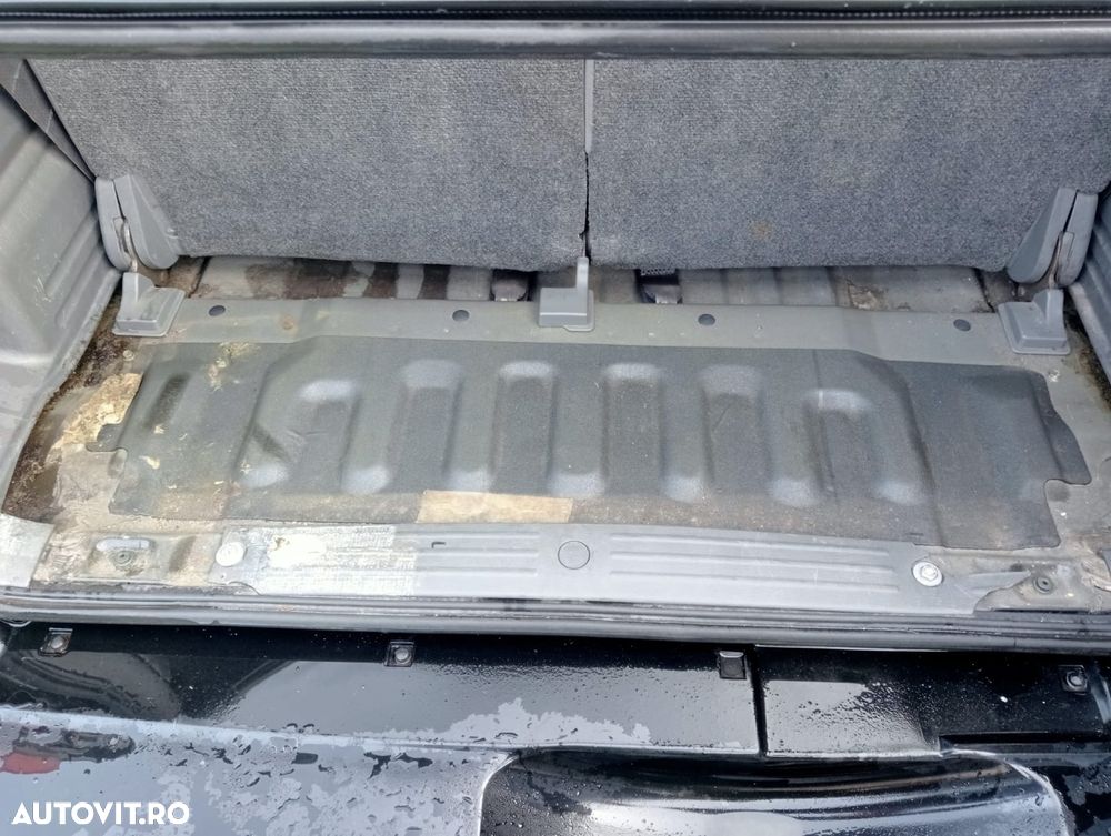 Suzuki Grand Vitara 1.6 Comfort - 12