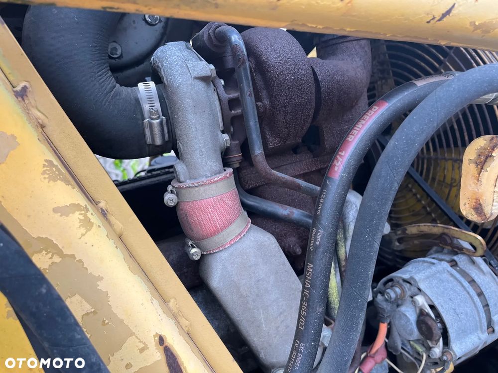 3054 Silnik do koparkoładowarki CAT 428 TURBO 4 cylindry - 2