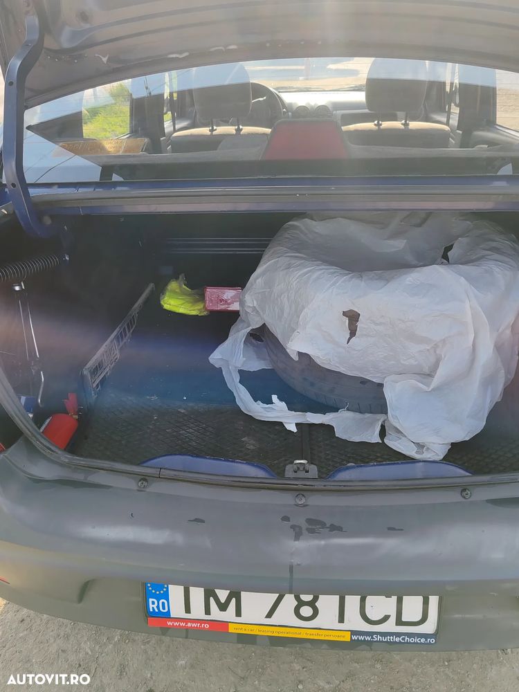 Dacia Logan 1.4 MPI - 6