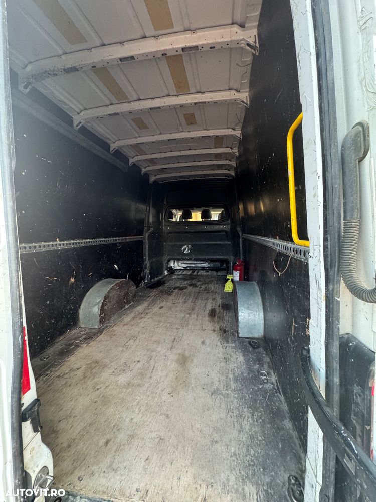 Volkswagen Crafter 5.5 CD Bena L4 dRWD 130kW - 7