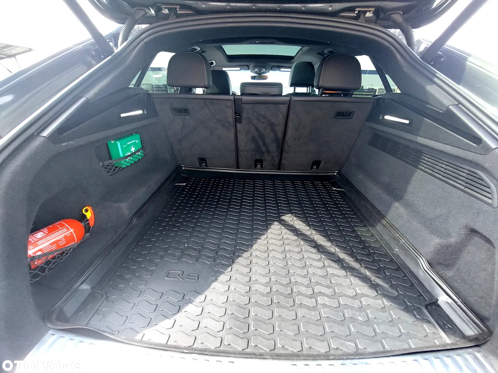 Audi Q8 55 TFSI quattro tiptronic - 30