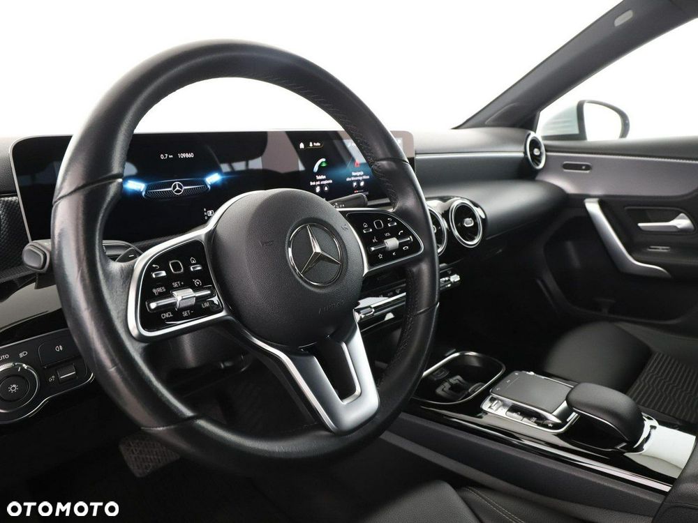Mercedes-Benz Klasa A 250 7G-DCT - 15