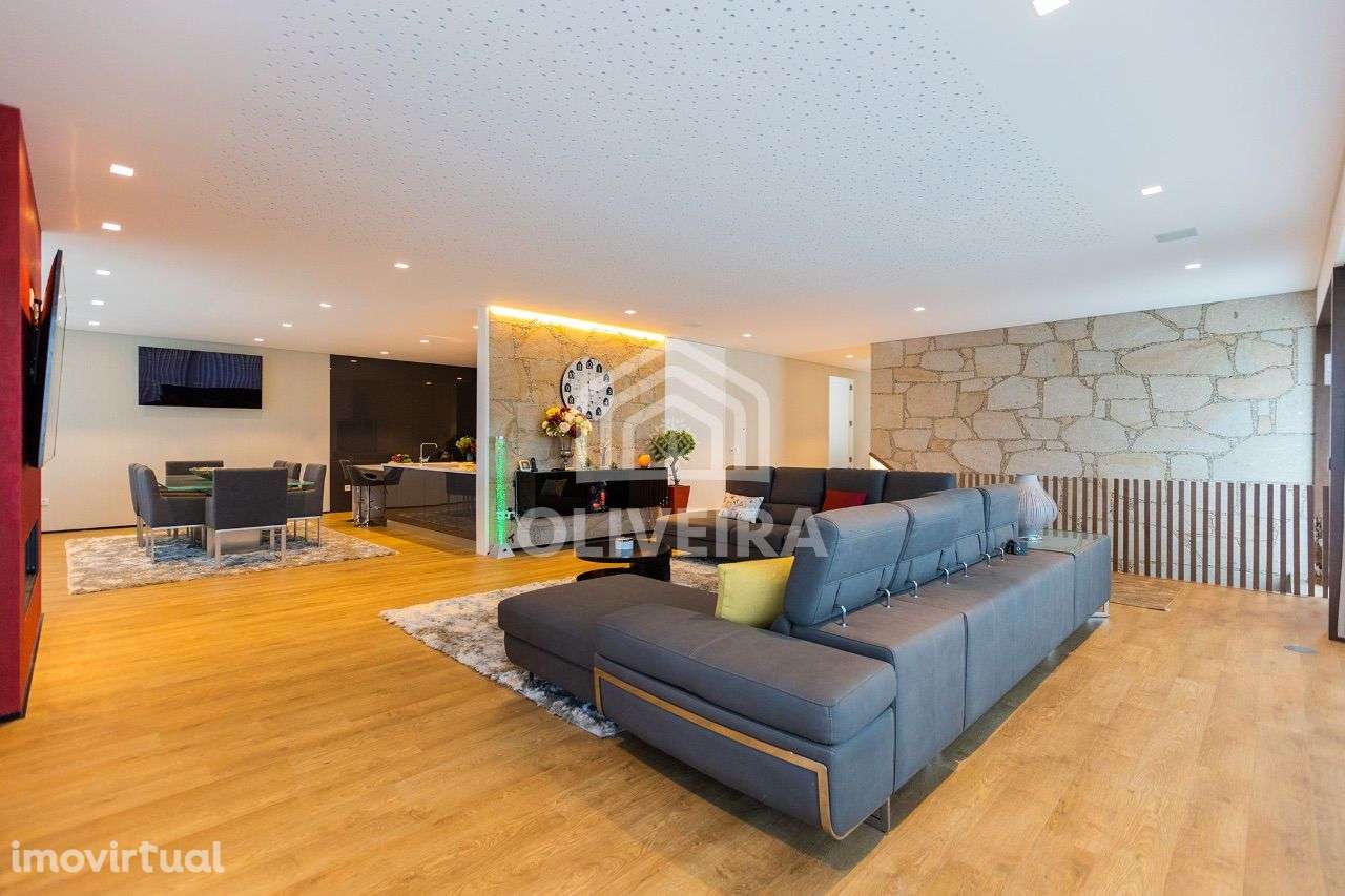 Moradia Térrea de Luxo em Barcelos - Grande imagem: 4/54