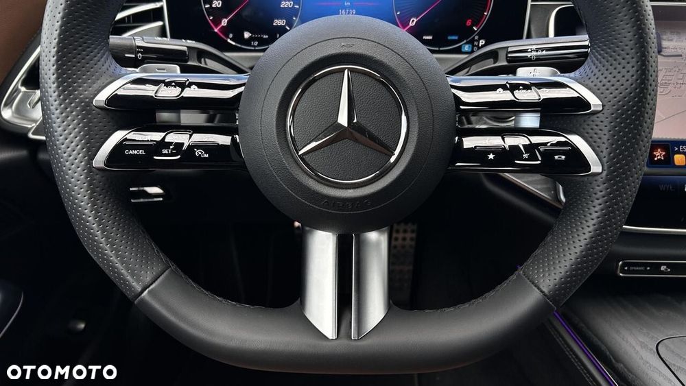 Mercedes-Benz Klasa E 220 d mHEV 4-Matic AMG 9G-Tronic - 16