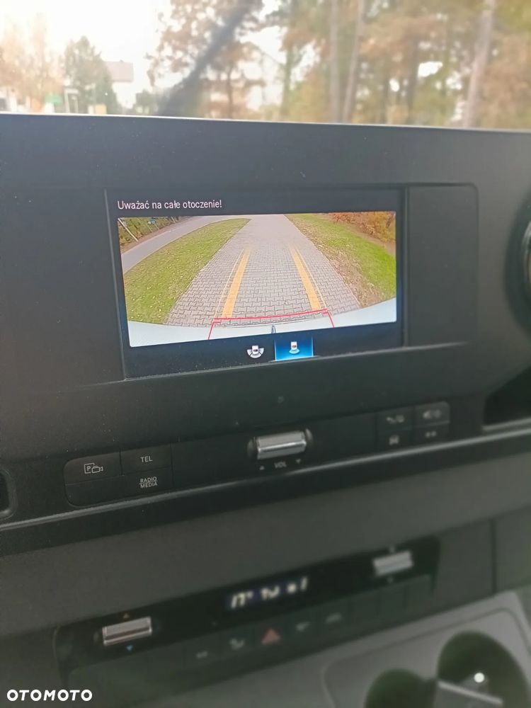 Mercedes-Benz Sprinter - 16