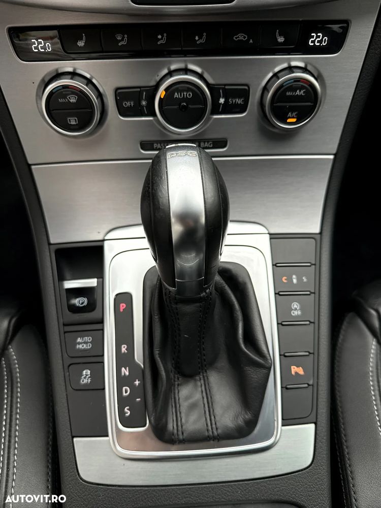Volkswagen Passat CC 2.0 TDI BMT DSG - 17