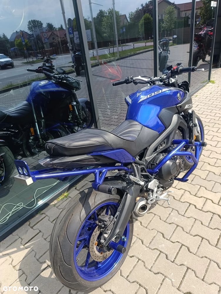Yamaha MT - 2