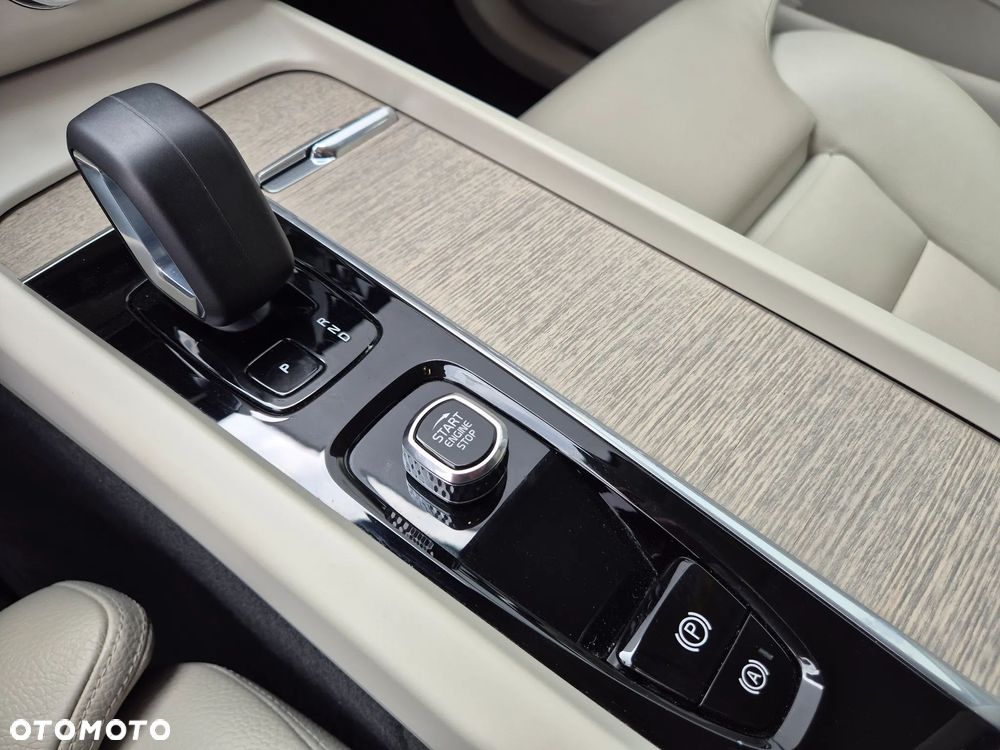 Volvo XC 60 B4 B Geartronic Inscription - 23