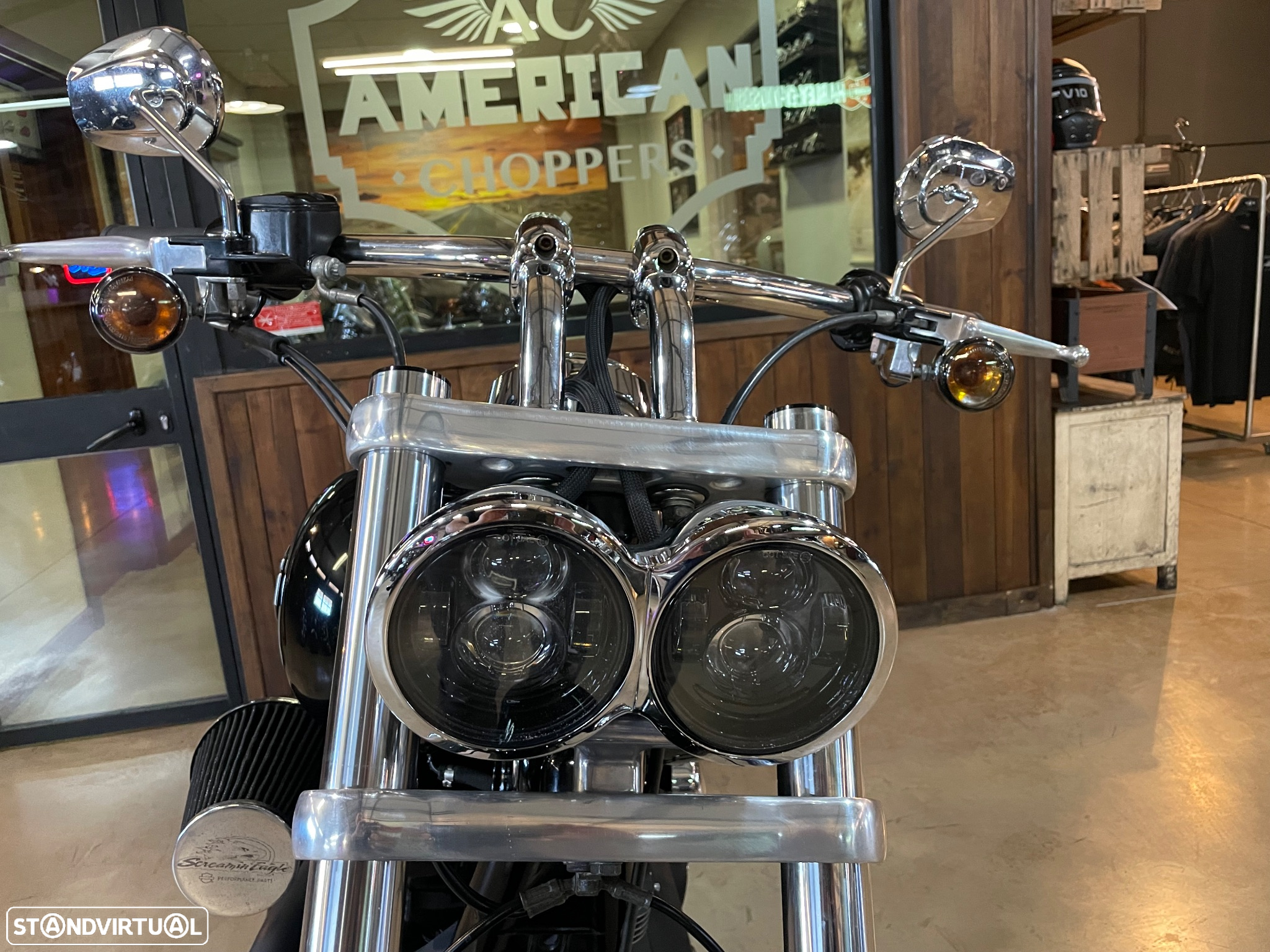 Harley-Davidson Dyna Fat Bob - 2