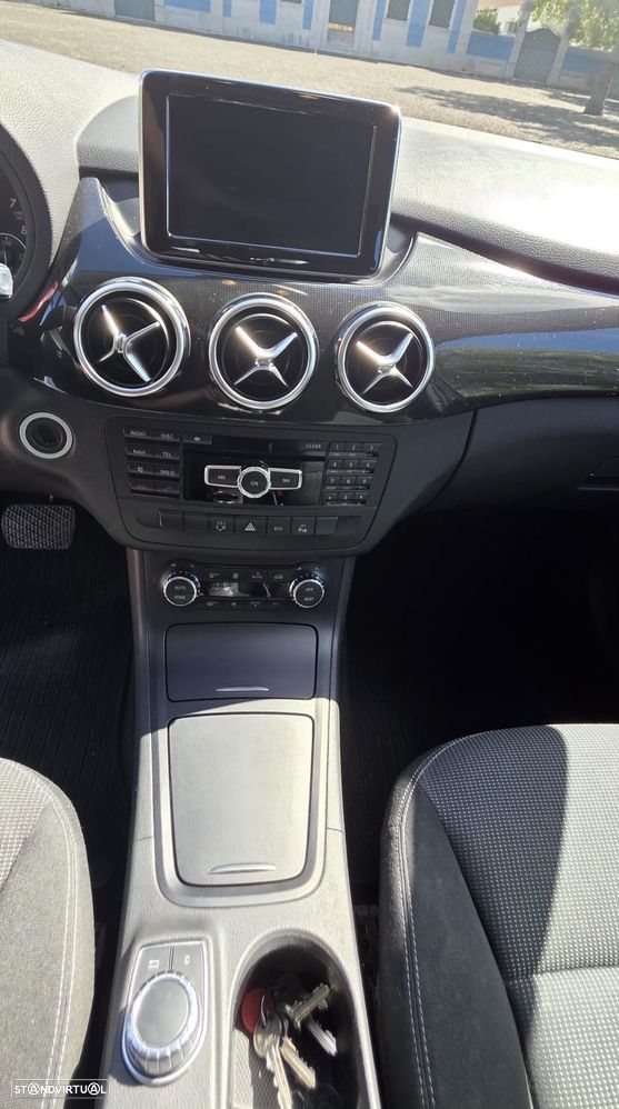 Mercedes-Benz B 180 BlueEFFICIENCY Aut. - 7