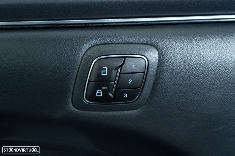 Ford Mustang Mach-E 98.7 kWh Premium - 5