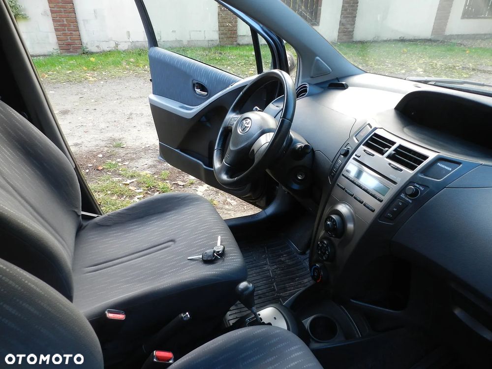 Toyota Yaris 1.33 VVT-i Multi Mode Executive - 16