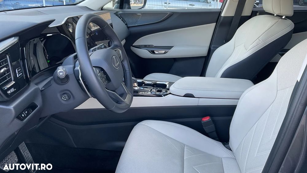 Lexus Seria NX 450h+ AWD CVT PHEV Luxury - 13