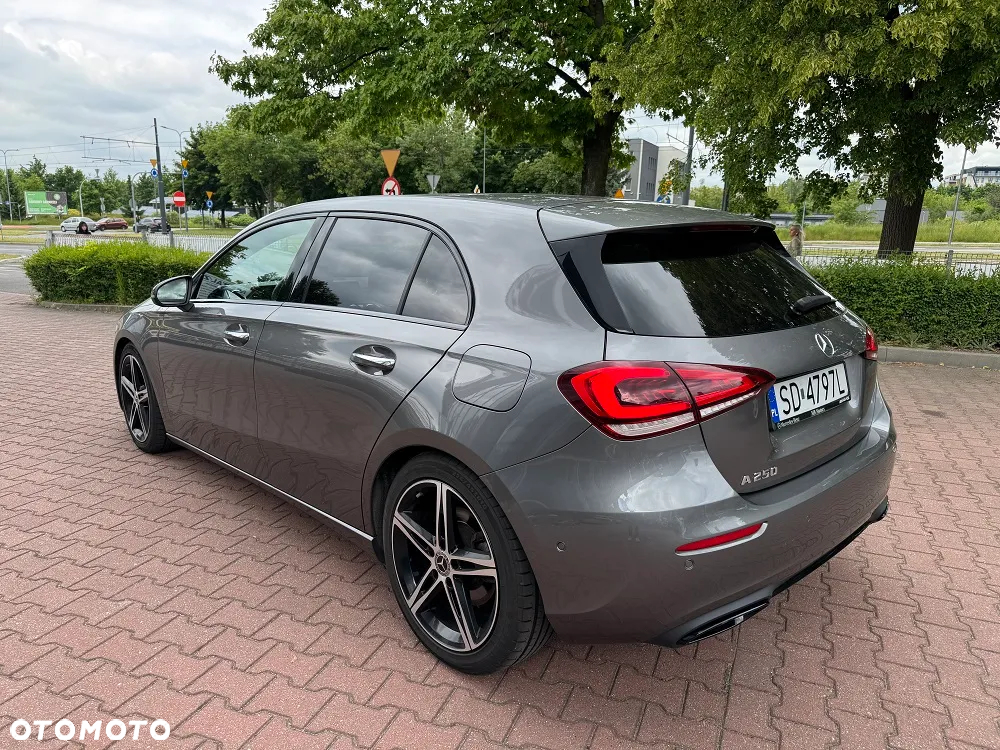 Mercedes-Benz Klasa A 250 7G-DCT - 4