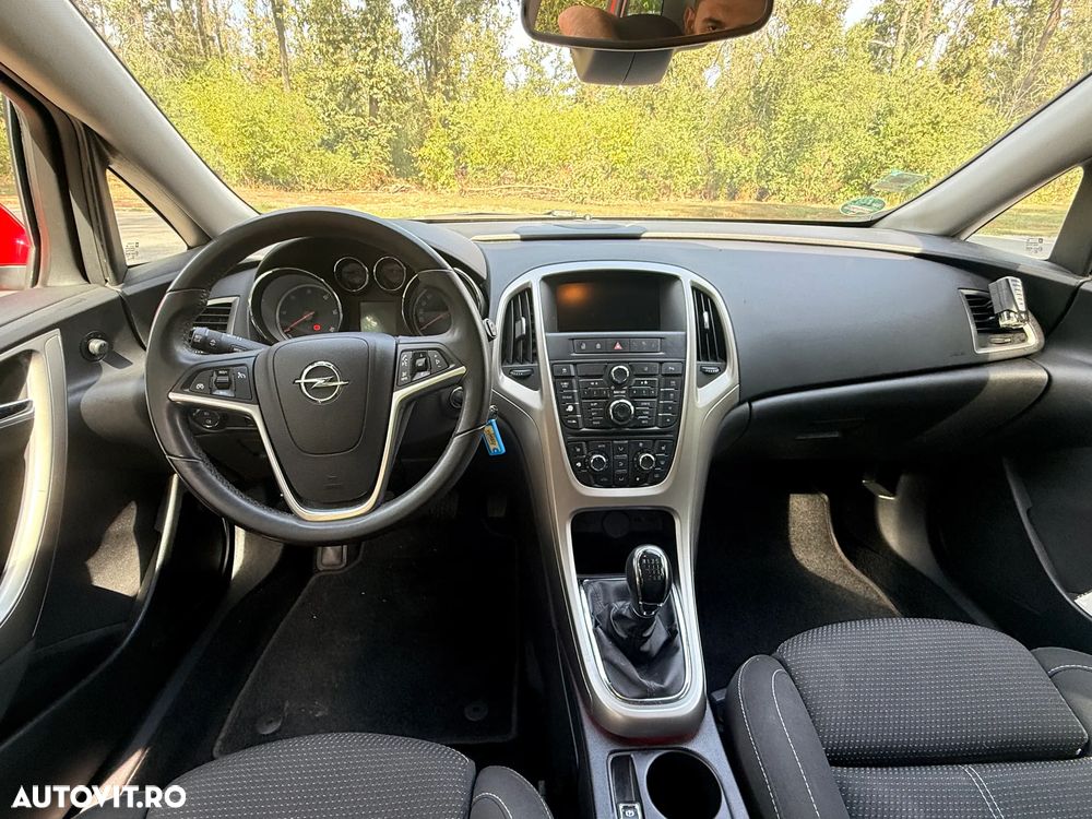 Opel Astra - 9