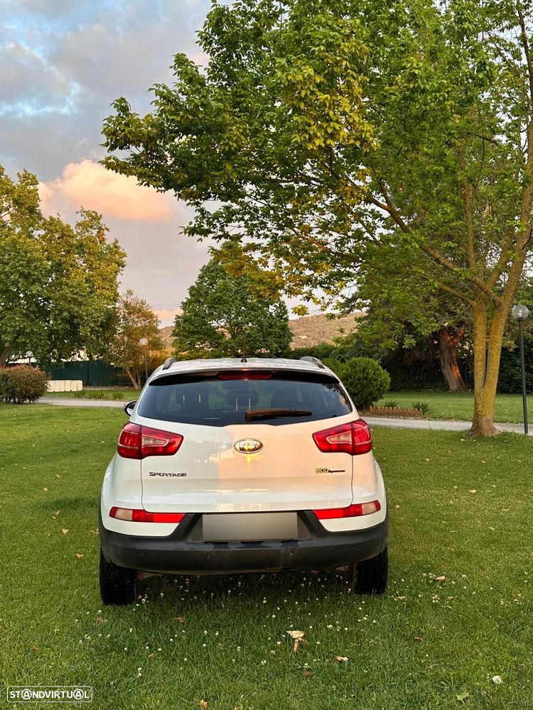Kia Sportage 1.7 CRDI ISG EX - 4