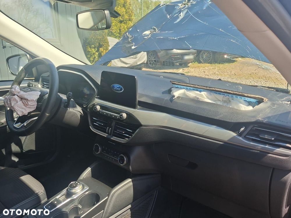 Ford Kuga 2.5 FHEV FWD Titanium X - 14