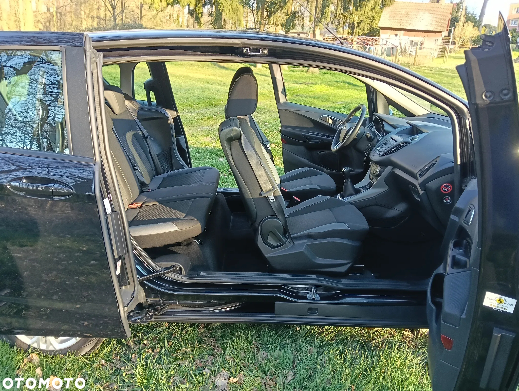Ford B-MAX 1.4 Ambiente - 21