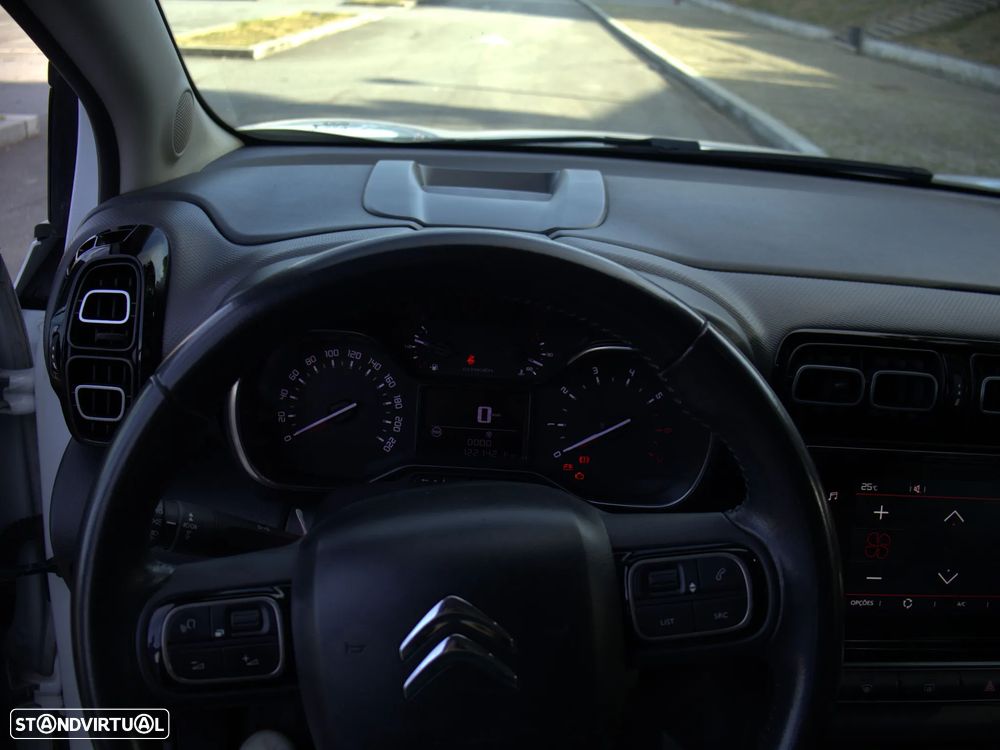 Citroën C3 Aircross 1.2 PureTech Shine - 19