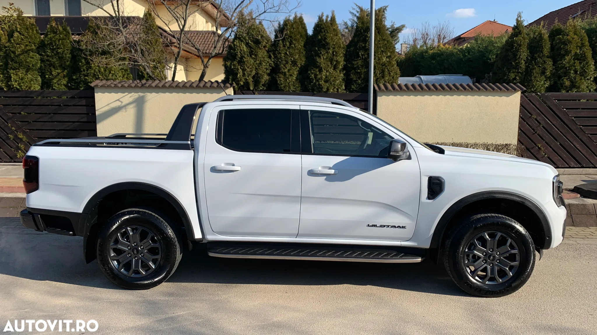 Ford Ranger Pick-Up 2.0 TD 205 CP 10AT 4x4 Double Cab Wildtrak - 4