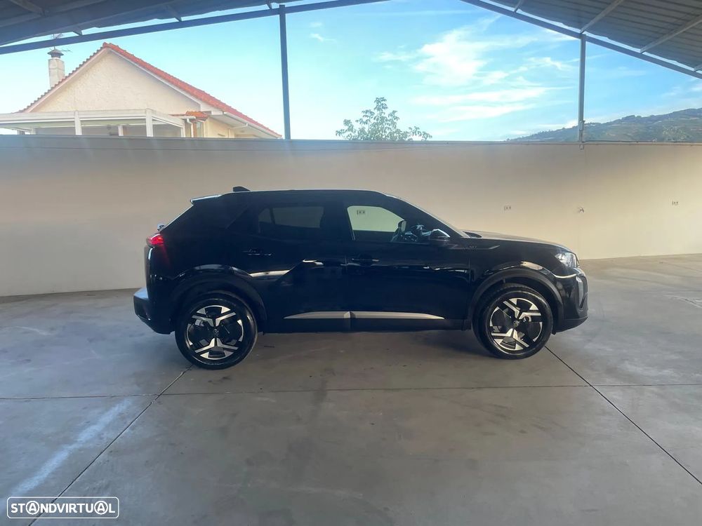 Peugeot 2008 1.2 PureTech GT Pack EAT8 - 6