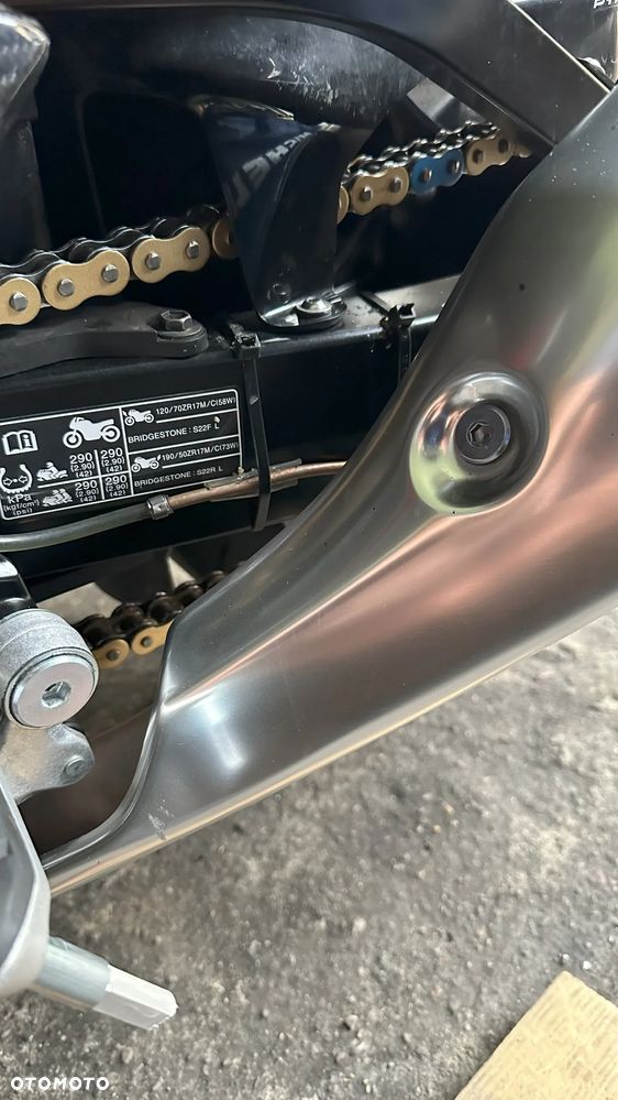 Suzuki Hayabusa - 9