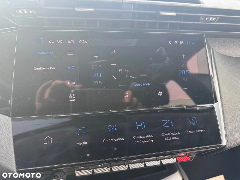 Peugeot 308 BlueHDi 130 EAT8 Allure - 11