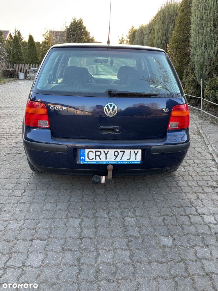 Volkswagen Golf - 4