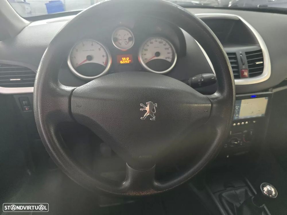 Peugeot 207 SW 1.4 Trendy - 12