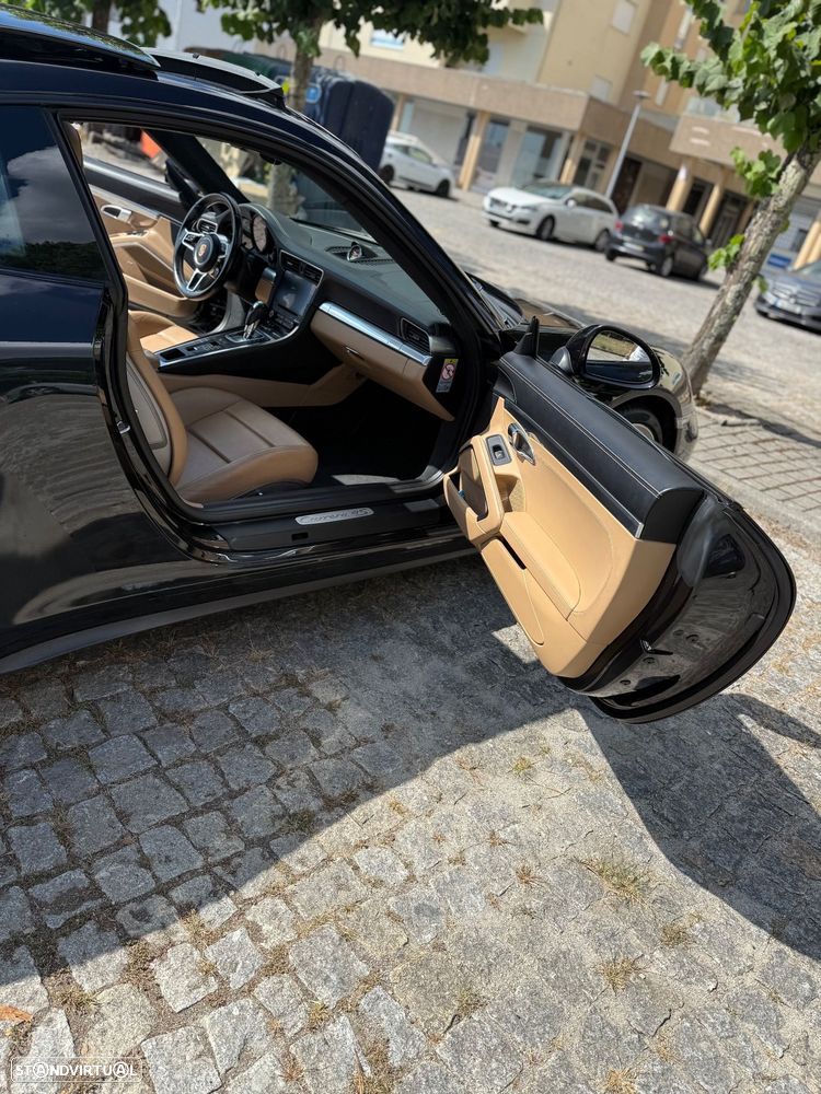 Porsche 911 (991) Carrera 4 S PDK - 12