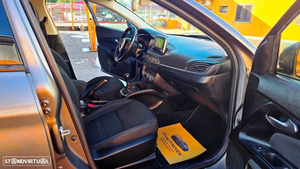 Fiat Tipo Station Wagon 1.3 M-Jet Lounge - 11
