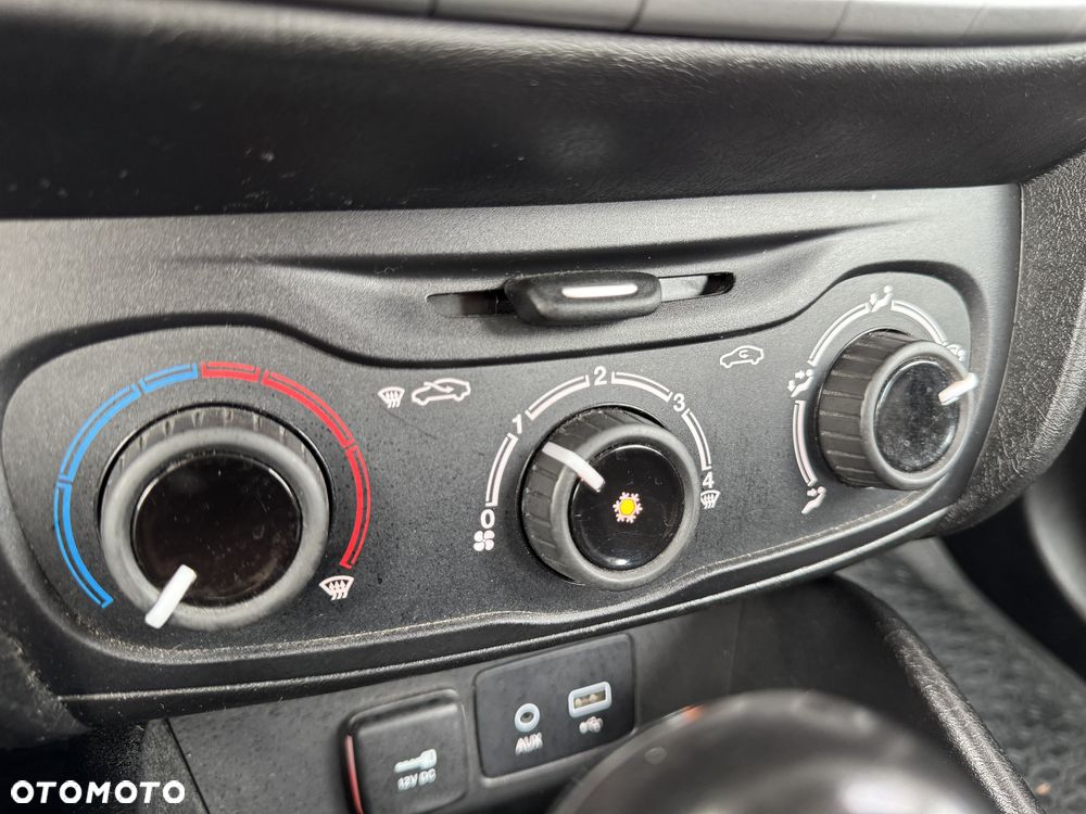 Fiat Tipo 1.6 E-Torq Lounge - 24