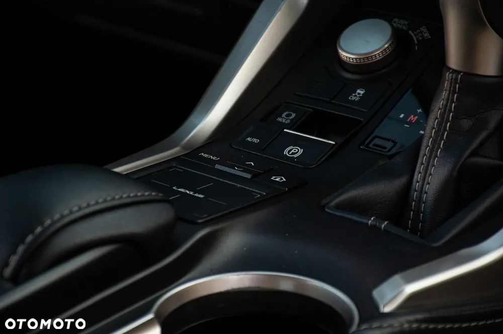 Lexus NX 200t Prestige AWD - 12