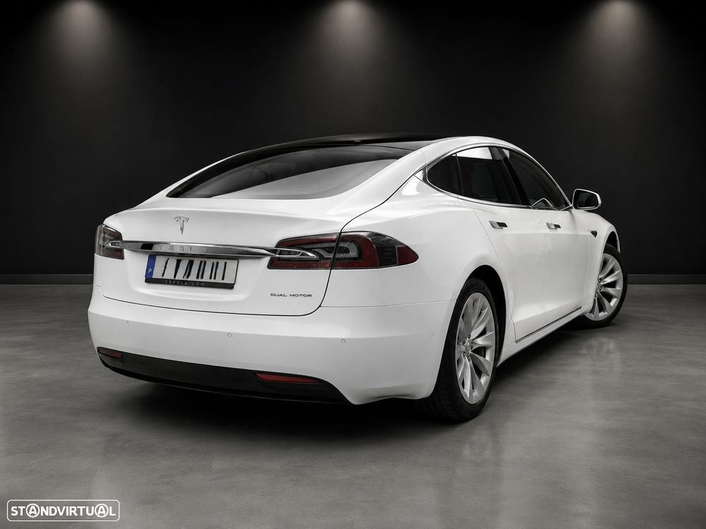 Tesla Model S Long Range AWD - 2